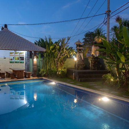 Cempaka Mas Guest House Canggu Exterior foto